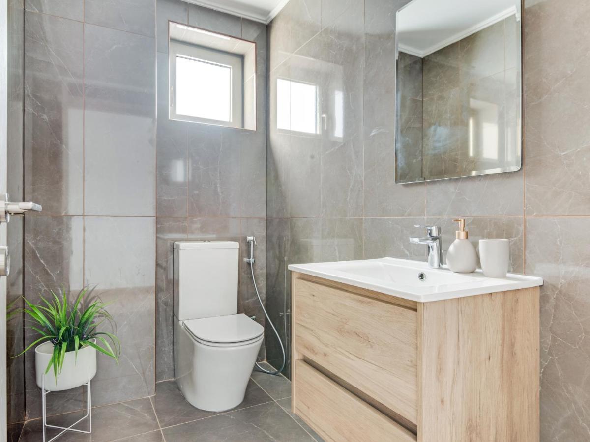 Sanders Evolution Appartement Limasol Buitenkant foto