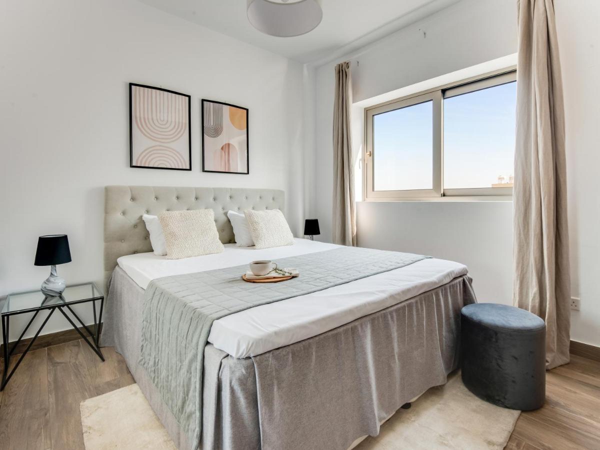 Sanders Evolution Appartement Limasol Buitenkant foto